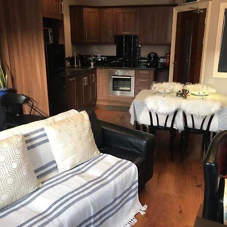 Centre Of Dingle Town - Luxury Holiday Apartment Extérieur photo