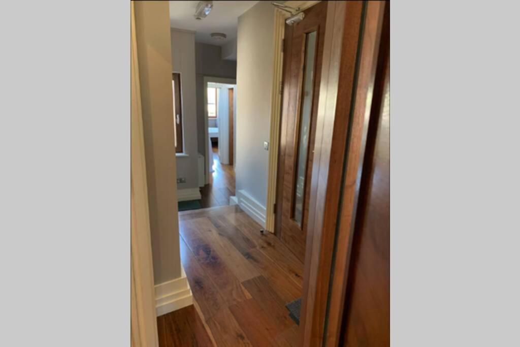 Centre Of Dingle Town - Luxury Holiday Apartment Extérieur photo
