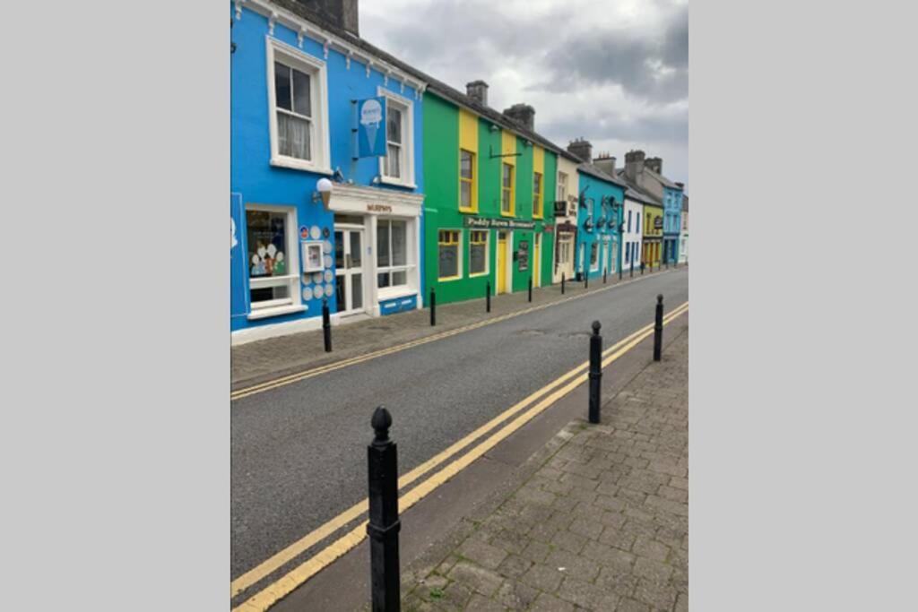 Centre Of Dingle Town - Luxury Holiday Apartment Extérieur photo